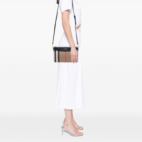 Burberry EUC Peyton - Picture 9 of 10